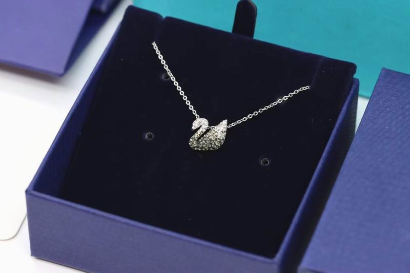 Swarovski Necklace 03lyr132